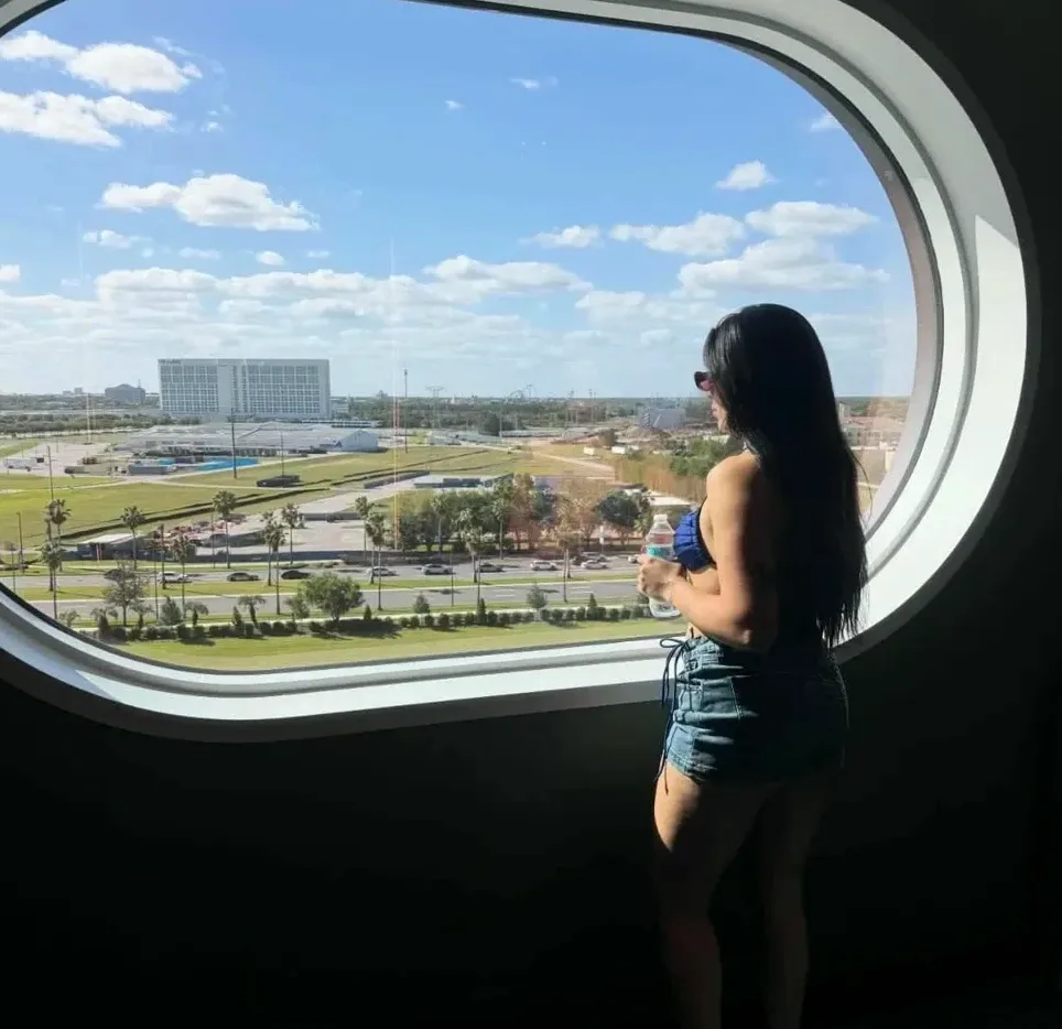 Abigail, 20