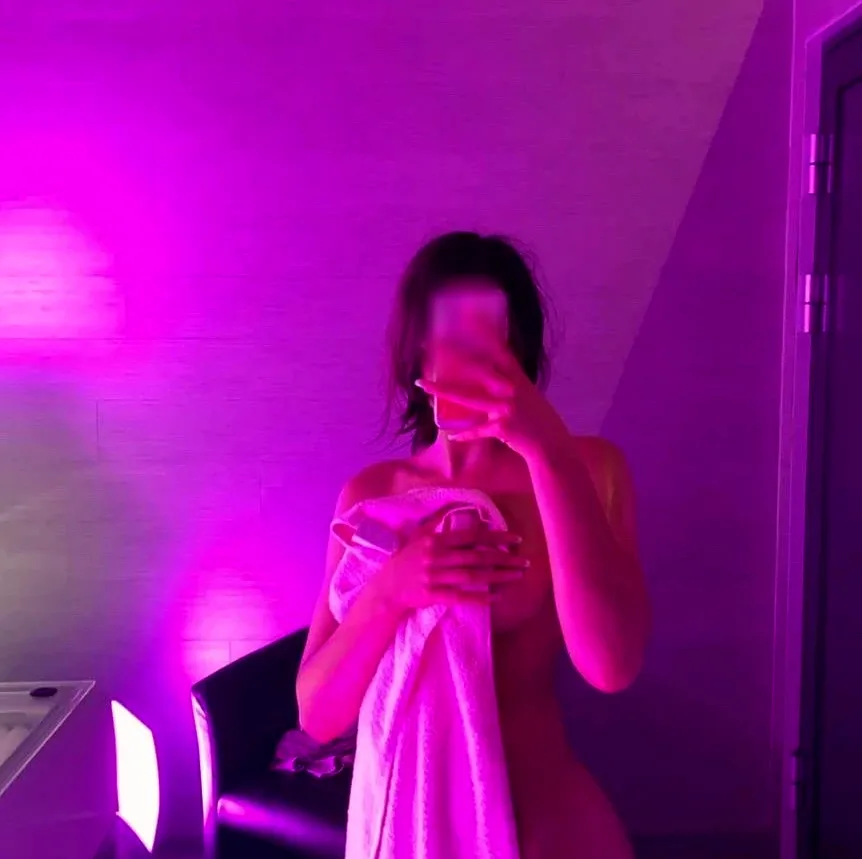 Precious, 18